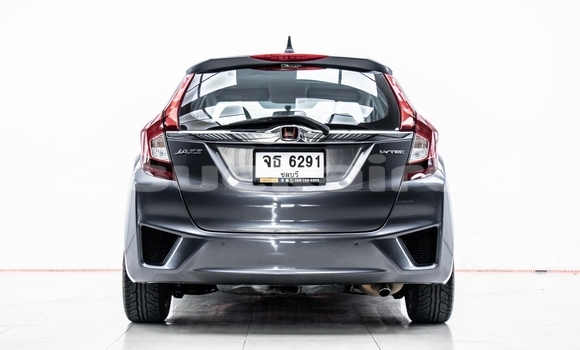 Buy Used Honda Jazz Other Car in Nonthaburi in Nonthaburi Buy Used Honda Jazz Other Car in Nonthaburi in Nonthaburi