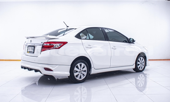 ซื้อ รถมือสอง Toyota Vios ขาว รถยนต์ ใน %{เมือง} ใน นนทบุรี ซื้อ รถมือสอง Toyota Vios ขาว รถยนต์ ใน %{เมือง} ใน นนทบุรี