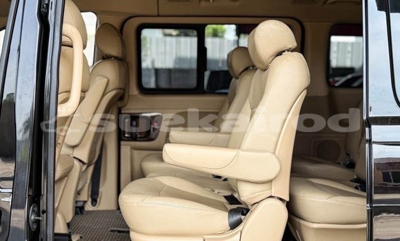 Buy Used Hyundai H1 Black Car in Nonthaburi in Nonthaburi Buy Used Hyundai H1 Black Car in Nonthaburi in Nonthaburi