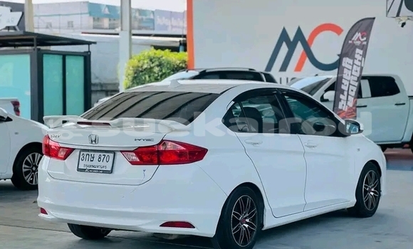 ซื้อ รถมือสอง Honda City ขาว รถยนต์ ใน %{เมือง} ใน ชัยนาท ซื้อ รถมือสอง Honda City ขาว รถยนต์ ใน %{เมือง} ใน ชัยนาท