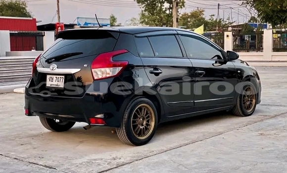 ซื้อ รถมือสอง Toyota Yaris สีดำ รถยนต์ ใน %{เมือง} ใน จันทบุรี ซื้อ รถมือสอง Toyota Yaris สีดำ รถยนต์ ใน %{เมือง} ใน จันทบุรี