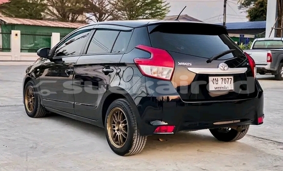 ซื้อ รถมือสอง Toyota Yaris สีดำ รถยนต์ ใน %{เมือง} ใน จันทบุรี ซื้อ รถมือสอง Toyota Yaris สีดำ รถยนต์ ใน %{เมือง} ใน จันทบุรี