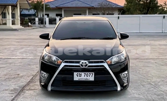 ซื้อ รถมือสอง Toyota Yaris สีดำ รถยนต์ ใน %{เมือง} ใน จันทบุรี ซื้อ รถมือสอง Toyota Yaris สีดำ รถยนต์ ใน %{เมือง} ใน จันทบุรี