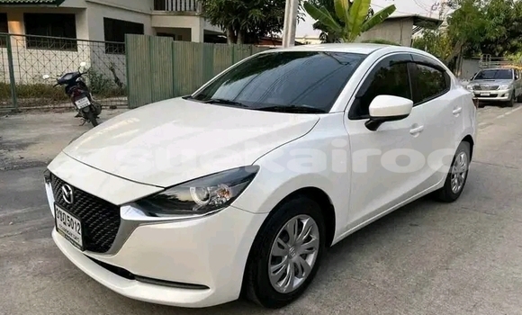 ซื้อ รถมือสอง Mazda 2 ขาว รถยนต์ ใน %{เมือง} ใน ชัยนาท ซื้อ รถมือสอง Mazda 2 ขาว รถยนต์ ใน %{เมือง} ใน ชัยนาท