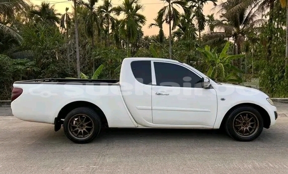 ซื้อ รถมือสอง Mitsubishi Triton ขาว รถยนต์ ใน %{เมือง} ใน กาญจนบุรี ซื้อ รถมือสอง Mitsubishi Triton ขาว รถยนต์ ใน %{เมือง} ใน กาญจนบุรี