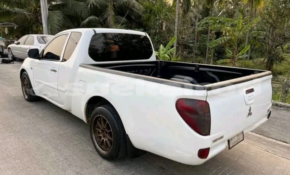 ซื้อ รถมือสอง Mitsubishi Triton ขาว รถยนต์ ใน %{เมือง} ใน กาญจนบุรี ซื้อ รถมือสอง Mitsubishi Triton ขาว รถยนต์ ใน %{เมือง} ใน กาญจนบุรี