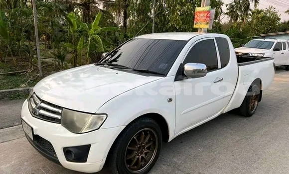 ซื้อ รถมือสอง Mitsubishi Triton ขาว รถยนต์ ใน %{เมือง} ใน กาญจนบุรี ซื้อ รถมือสอง Mitsubishi Triton ขาว รถยนต์ ใน %{เมือง} ใน กาญจนบุรี