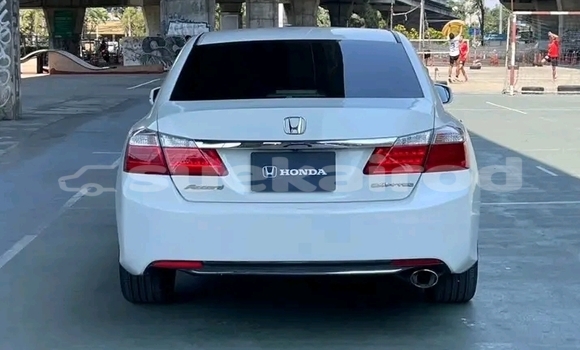 ซื้อ รถมือสอง Honda Accord ขาว รถยนต์ ใน %{เมือง} ใน ลำปาง ซื้อ รถมือสอง Honda Accord ขาว รถยนต์ ใน %{เมือง} ใน ลำปาง