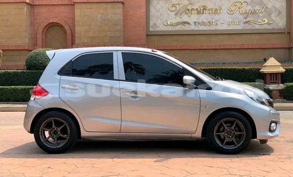 ซื้อ รถมือสอง Honda Brio ขาว รถยนต์ ใน %{เมือง} ใน ฉะเชิงเทรา ซื้อ รถมือสอง Honda Brio ขาว รถยนต์ ใน %{เมือง} ใน ฉะเชิงเทรา