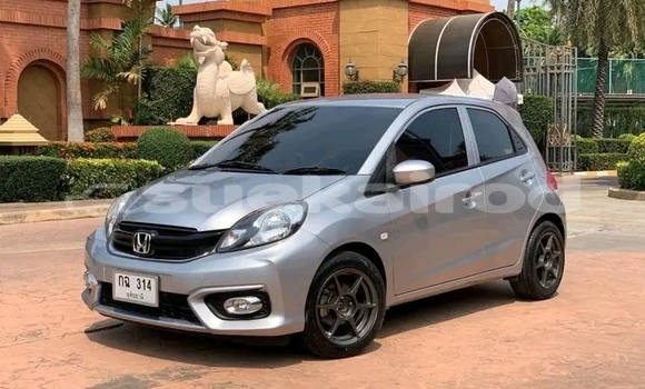 ซื้อ รถมือสอง Honda Brio ขาว รถยนต์ ใน %{เมือง} ใน ฉะเชิงเทรา ซื้อ รถมือสอง Honda Brio ขาว รถยนต์ ใน %{เมือง} ใน ฉะเชิงเทรา