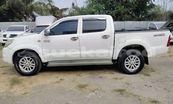 ซื้อ รถมือสอง Toyota Hiluxe Revo ขาว รถยนต์ ใน %{เมือง} ใน ชัยนาท ซื้อ รถมือสอง Toyota Hiluxe Revo ขาว รถยนต์ ใน %{เมือง} ใน ชัยนาท