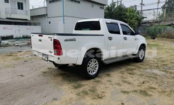 ซื้อ รถมือสอง Toyota Hiluxe Revo ขาว รถยนต์ ใน %{เมือง} ใน ชัยนาท ซื้อ รถมือสอง Toyota Hiluxe Revo ขาว รถยนต์ ใน %{เมือง} ใน ชัยนาท