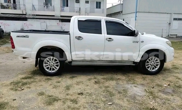 ซื้อ รถมือสอง Toyota Hiluxe Revo ขาว รถยนต์ ใน %{เมือง} ใน ชัยนาท ซื้อ รถมือสอง Toyota Hiluxe Revo ขาว รถยนต์ ใน %{เมือง} ใน ชัยนาท