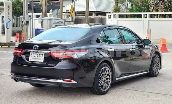 ซื้อ รถมือสอง Toyota Camry สีดำ รถยนต์ ใน %{เมือง} ใน นนทบุรี ซื้อ รถมือสอง Toyota Camry สีดำ รถยนต์ ใน %{เมือง} ใน นนทบุรี