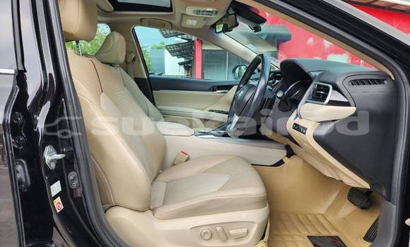 ซื้อ รถมือสอง Toyota Camry สีดำ รถยนต์ ใน %{เมือง} ใน นนทบุรี ซื้อ รถมือสอง Toyota Camry สีดำ รถยนต์ ใน %{เมือง} ใน นนทบุรี