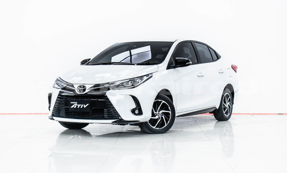 Buy Used Toyota Yaris Ativ White Car in Bangkok in Bangkok Buy Used Toyota Yaris Ativ White Car in Bangkok in Bangkok