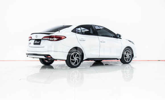 Buy Used Toyota Yaris Ativ White Car in Bangkok in Bangkok Buy Used Toyota Yaris Ativ White Car in Bangkok in Bangkok