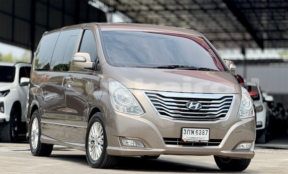 ซื้อ รถมือสอง Hyundai Grand Starex สีน้ำตาล รถยนต์ ใน %{เมือง} ใน นนทบุรี ซื้อ รถมือสอง Hyundai Grand Starex สีน้ำตาล รถยนต์ ใน %{เมือง} ใน นนทบุรี
