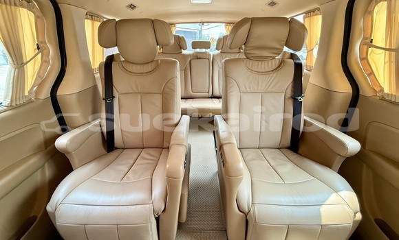 ซื้อ รถมือสอง Hyundai Grand Starex สีน้ำตาล รถยนต์ ใน %{เมือง} ใน นนทบุรี ซื้อ รถมือสอง Hyundai Grand Starex สีน้ำตาล รถยนต์ ใน %{เมือง} ใน นนทบุรี