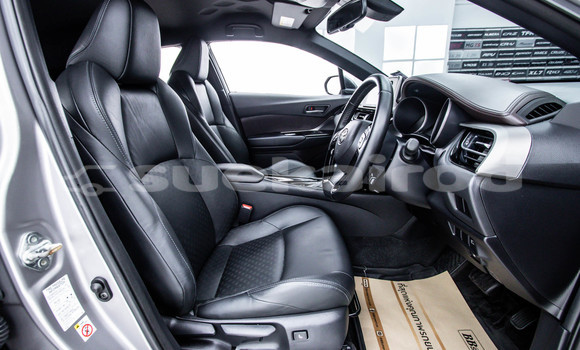 Buy Used Toyota C-HR Other Car in Bangkok in Bangkok Buy Used Toyota C-HR Other Car in Bangkok in Bangkok