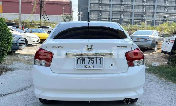 Buy Used Honda City White Car in Bangkok in Bangkok Buy Used Honda City White Car in Bangkok in Bangkok