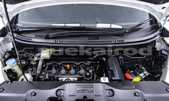 Buy Used Honda Stepwgn White Car in Nonthaburi in Nonthaburi Buy Used Honda Stepwgn White Car in Nonthaburi in Nonthaburi