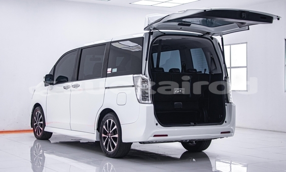 Buy Used Honda Stepwgn White Car in Nonthaburi in Nonthaburi Buy Used Honda Stepwgn White Car in Nonthaburi in Nonthaburi