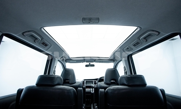 Buy Used Honda Stepwgn White Car in Nonthaburi in Nonthaburi Buy Used Honda Stepwgn White Car in Nonthaburi in Nonthaburi