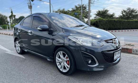 ซื้อ รถมือสอง Mazda 2 สีดำ รถยนต์ ใน %{เมือง} ใน กรุงเทพมหานคร