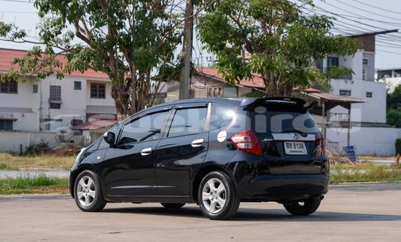 ซื้อ รถมือสอง Honda Jazz สีดำ รถยนต์ ใน %{เมือง} ใน นนทบุรี ซื้อ รถมือสอง Honda Jazz สีดำ รถยนต์ ใน %{เมือง} ใน นนทบุรี