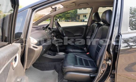 ซื้อ รถมือสอง Honda Jazz สีดำ รถยนต์ ใน %{เมือง} ใน นนทบุรี ซื้อ รถมือสอง Honda Jazz สีดำ รถยนต์ ใน %{เมือง} ใน นนทบุรี