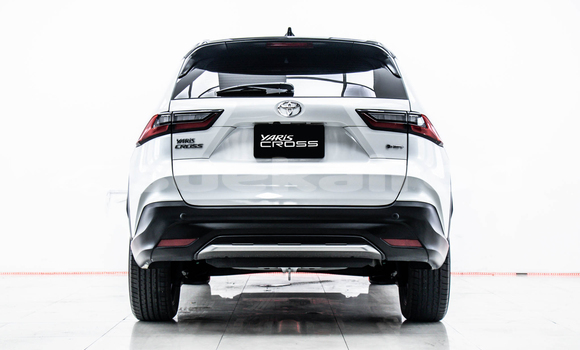 Buy Used Toyota Yaris White Car in Bangkok in Bangkok Buy Used Toyota Yaris White Car in Bangkok in Bangkok