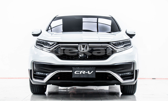 Buy Used Honda CR-V White Car in Bangkok in Bangkok Buy Used Honda CR-V White Car in Bangkok in Bangkok