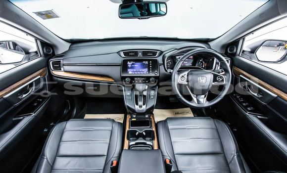 Buy Used Honda CR-V White Car in Bangkok in Bangkok Buy Used Honda CR-V White Car in Bangkok in Bangkok