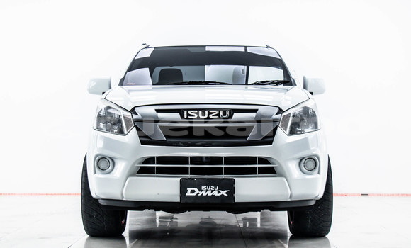 Buy Used Isuzu D-Max White Car in Bangkok in Bangkok Buy Used Isuzu D-Max White Car in Bangkok in Bangkok