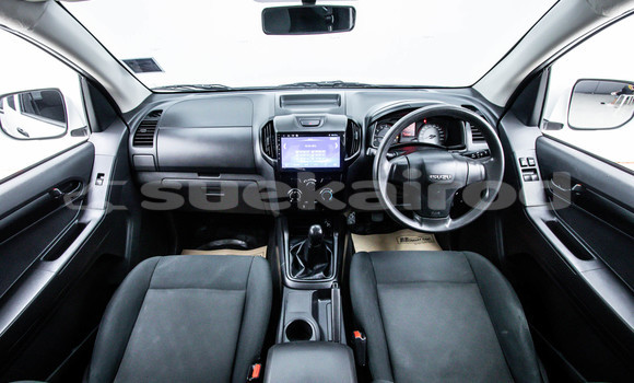 Buy Used Isuzu D-Max White Car in Bangkok in Bangkok Buy Used Isuzu D-Max White Car in Bangkok in Bangkok
