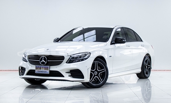 Buy Used Mercedes‒Benz C–Class White Car in Nonthaburi in Nonthaburi