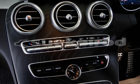 ซื้อ รถมือสอง Mercedes‒Benz C–Class ขาว รถยนต์ ใน %{เมือง} ใน นนทบุรี ซื้อ รถมือสอง Mercedes‒Benz C–Class ขาว รถยนต์ ใน %{เมือง} ใน นนทบุรี