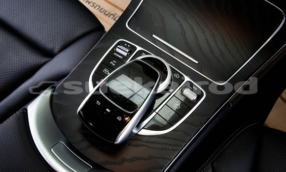 ซื้อ รถมือสอง Mercedes‒Benz C–Class ขาว รถยนต์ ใน %{เมือง} ใน นนทบุรี ซื้อ รถมือสอง Mercedes‒Benz C–Class ขาว รถยนต์ ใน %{เมือง} ใน นนทบุรี