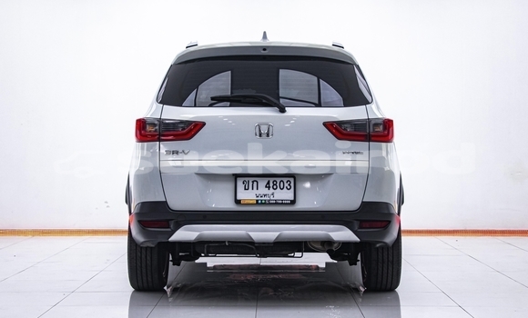 ซื้อ รถมือสอง Honda BR-V ขาว รถยนต์ ใน %{เมือง} ใน นนทบุรี ซื้อ รถมือสอง Honda BR-V ขาว รถยนต์ ใน %{เมือง} ใน นนทบุรี