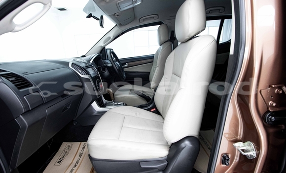 Buy Used Isuzu MU-X Brown Car in Nonthaburi in Nonthaburi Buy Used Isuzu MU-X Brown Car in Nonthaburi in Nonthaburi