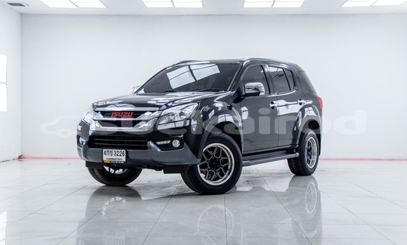 ซื้อ รถมือสอง Isuzu MU-X สีดำ รถยนต์ ใน %{เมือง} ใน นนทบุรี