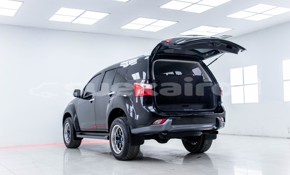 ซื้อ รถมือสอง Isuzu MU-X สีดำ รถยนต์ ใน %{เมือง} ใน นนทบุรี ซื้อ รถมือสอง Isuzu MU-X สีดำ รถยนต์ ใน %{เมือง} ใน นนทบุรี