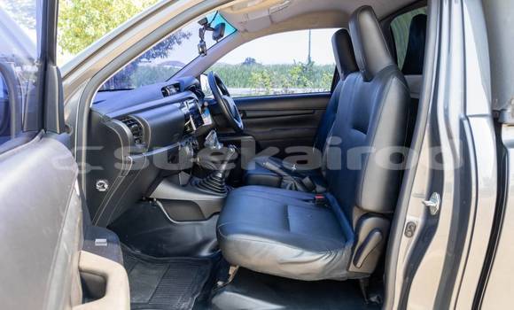 Buy Used Toyota Hiluxe Revo Other Car in Nonthaburi in Nonthaburi Buy Used Toyota Hiluxe Revo Other Car in Nonthaburi in Nonthaburi