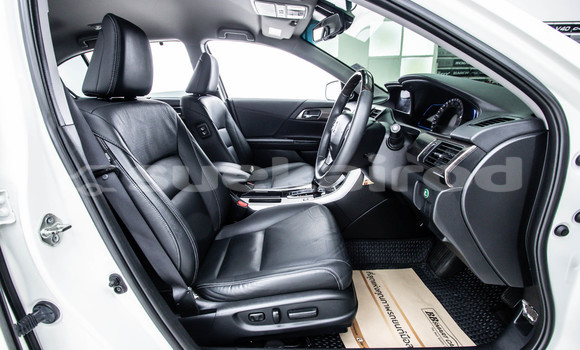 Buy Used Honda Accord White Car in Bangkok in Bangkok Buy Used Honda Accord White Car in Bangkok in Bangkok