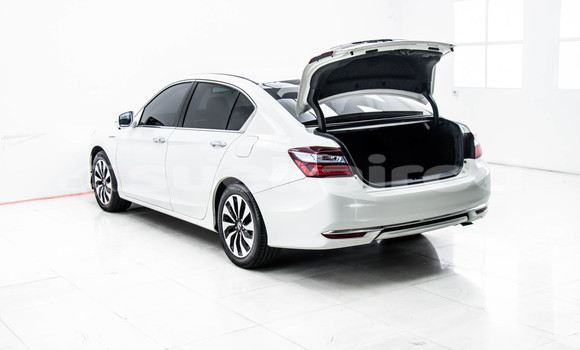 Buy Used Honda Accord White Car in Bangkok in Bangkok Buy Used Honda Accord White Car in Bangkok in Bangkok