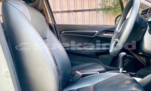 Buy Used Honda Jazz White Car in Nonthaburi in Nonthaburi Buy Used Honda Jazz White Car in Nonthaburi in Nonthaburi