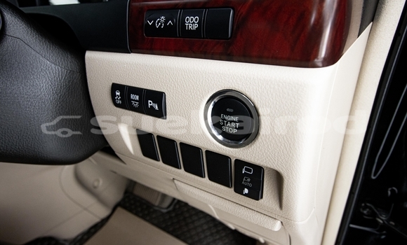 Buy Used Toyota Alphard Black Car in Nonthaburi in Nonthaburi Buy Used Toyota Alphard Black Car in Nonthaburi in Nonthaburi