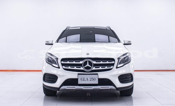ซื้อ รถมือสอง Mercedes-Benz GLA-klasse ขาว รถยนต์ ใน %{เมือง} ใน กรุงเทพมหานคร ซื้อ รถมือสอง Mercedes-Benz GLA-klasse ขาว รถยนต์ ใน %{เมือง} ใน กรุงเทพมหานคร