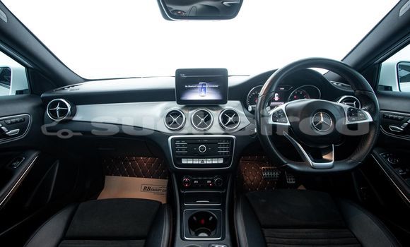 ซื้อ รถมือสอง Mercedes-Benz GLA-klasse ขาว รถยนต์ ใน %{เมือง} ใน กรุงเทพมหานคร ซื้อ รถมือสอง Mercedes-Benz GLA-klasse ขาว รถยนต์ ใน %{เมือง} ใน กรุงเทพมหานคร